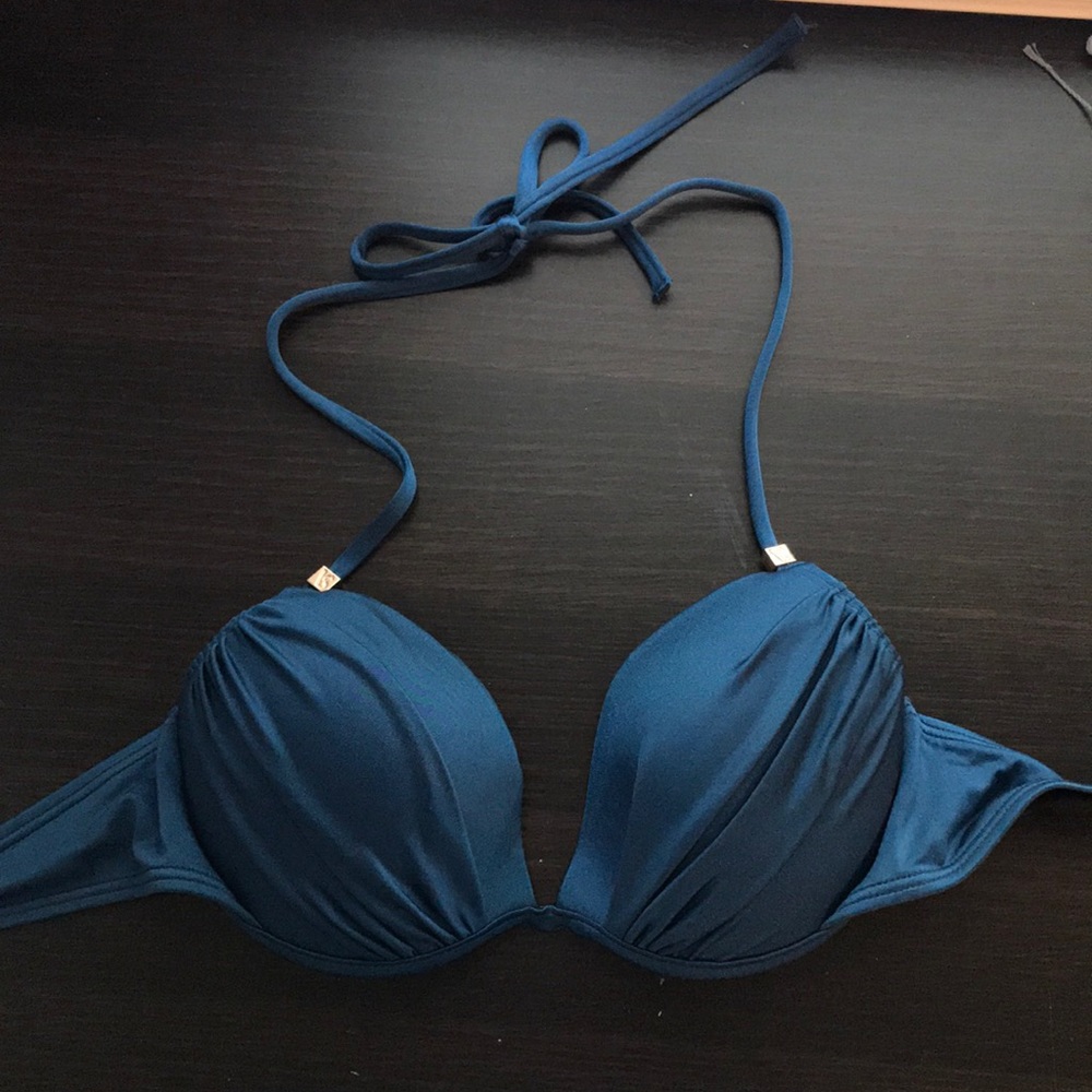 VS swim top